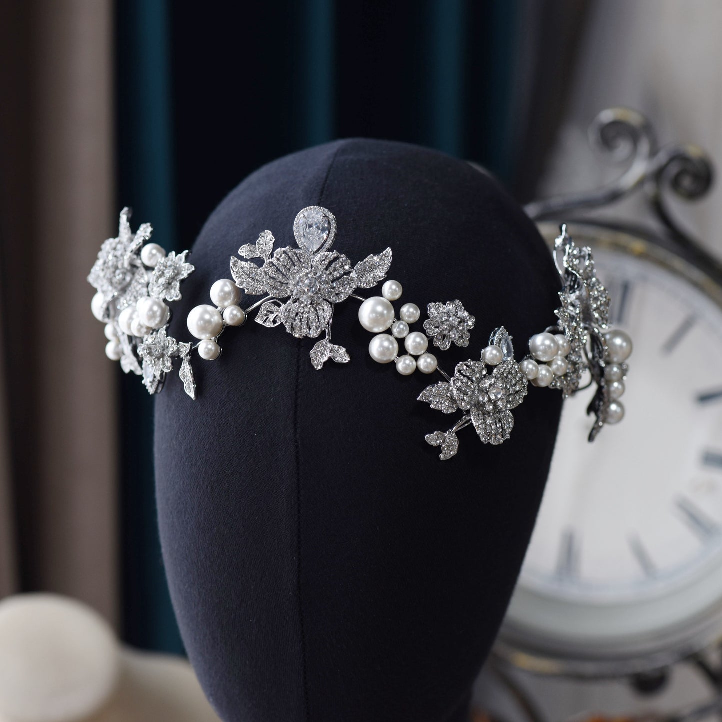 Venus Pearl & Crsytal Headband