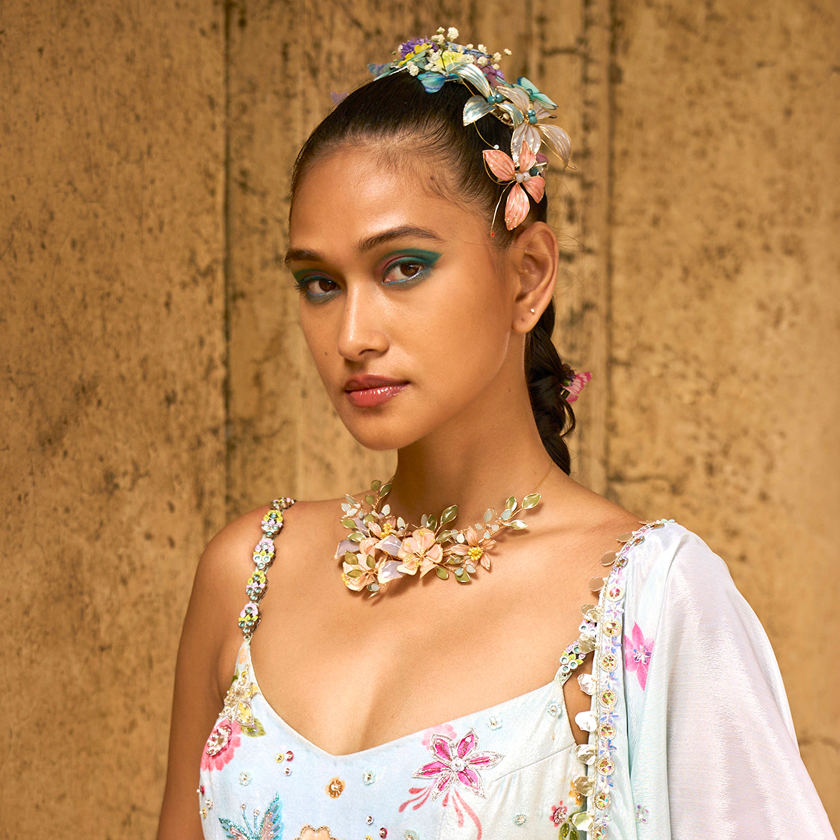 Model wearing Zahara statement resin floral vine necklace bridal jewellery India The Vintage Snob