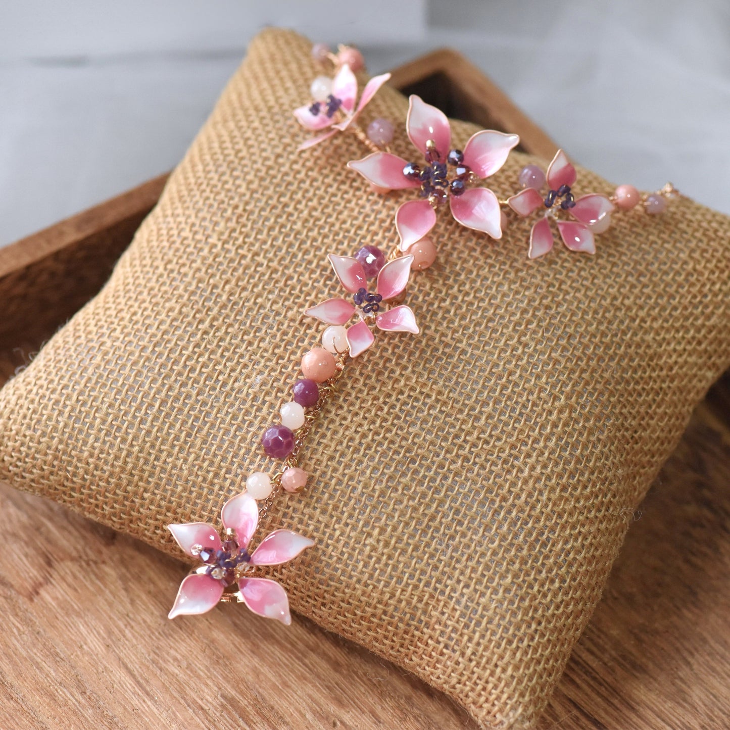 Aurelia Hand Harness