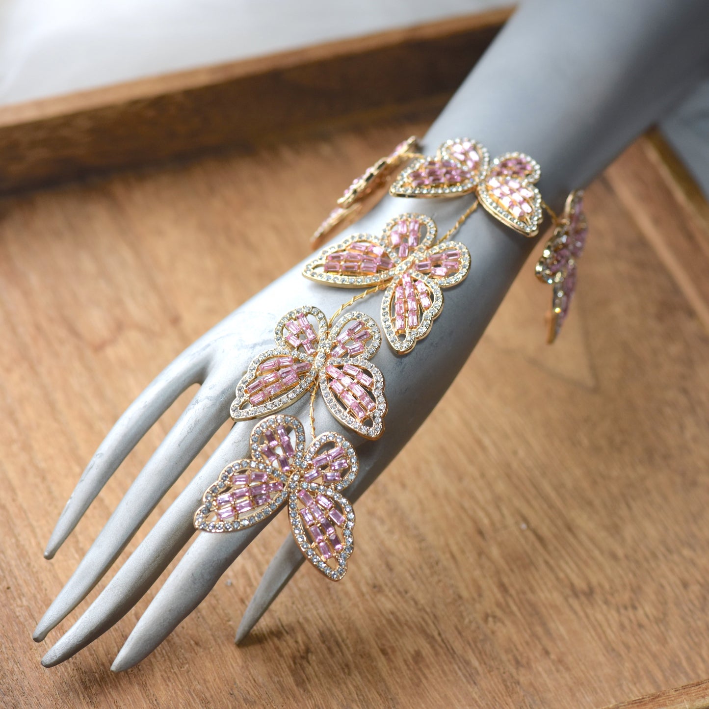 Butterfly Hand Harness