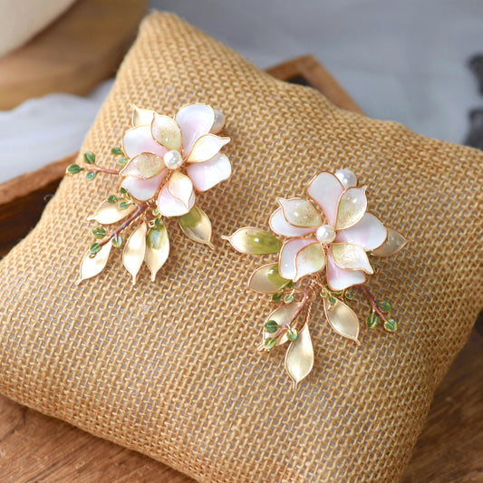 Fleur de Lune Earrings